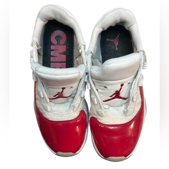 Nike Air Jordan 11 CMFT Low White Gym Red Basketball Shoes, Size Youth 4.5 - Picture 6 of 8